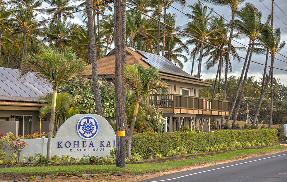 Welcome to our ocean front Maui Hotel