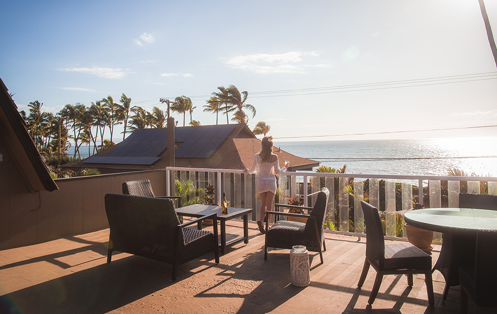 Mingle with guests while overlooking the beach